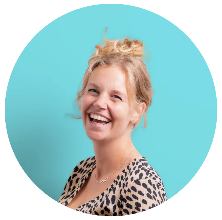 Profielfoto website Thirza Veenstra Blauw 2025